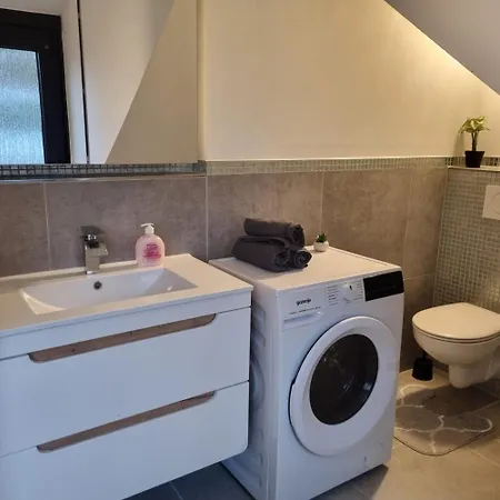 Fully Furnished In Offenbach Lejlighed *
